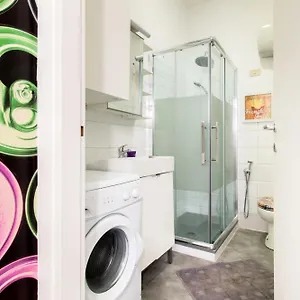 https://pop-house.it-romehotels.com