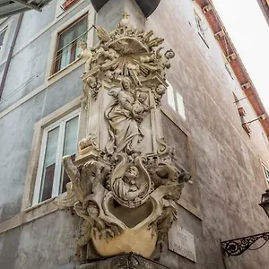 https://luxury-campo-de-fiori.it-romehotels.com
